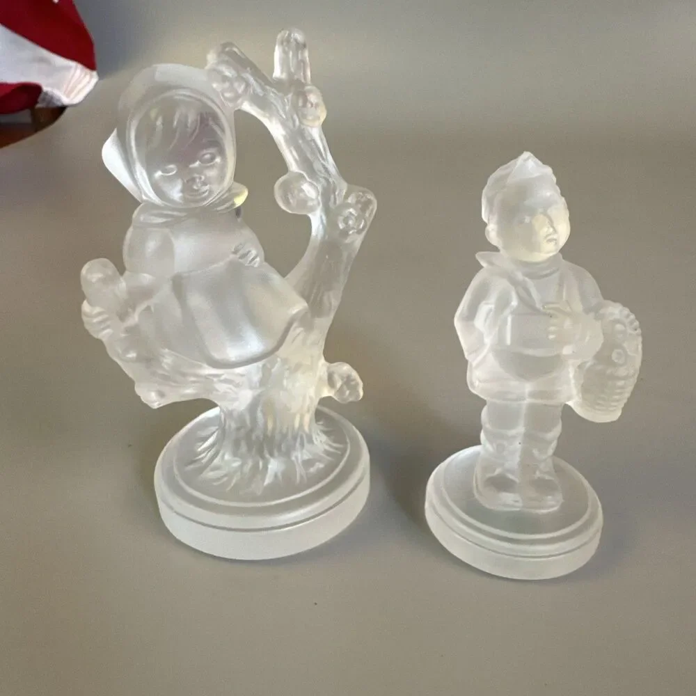 Goebel Hummel Apple Tree Girl & Boy W/basket Frosted 24% Lead Crystal Figurine